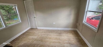 1510 E 151st Ave in Lutz, FL - Building Photo - Building Photo