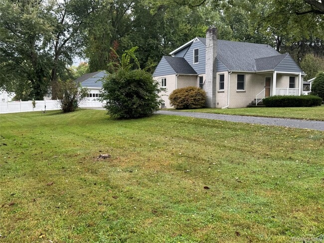 35 Rapalje Rd in Fishkill, NY - Building Photo - Building Photo