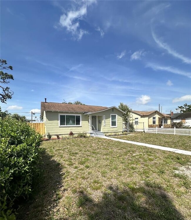 property at 4331 Fairfield Ave S