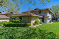 5170 Connecticut Dr in Sacramento, CA - Building Photo - Building Photo