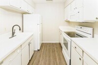 12014 Mighty Oak Dr photo'