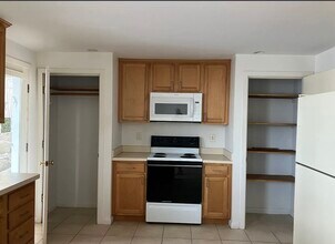 12 Hesperus Cir in Gloucester, MA - Building Photo - Building Photo