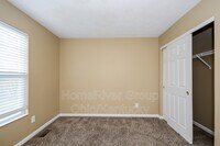 3304 Whispering Woods Dr photo'