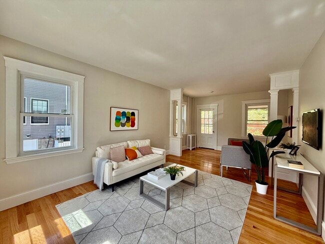 21 Upcrest Rd in Boston, MA - Building Photo - Building Photo