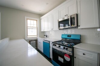840 Seaman Ave in Baldwin, NY - Building Photo - Building Photo
