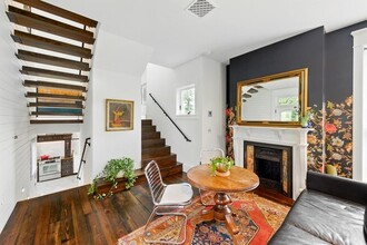 813 1/2 E 13th St in Austin, TX - Building Photo - Building Photo