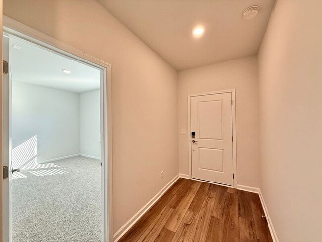 2542 Olive Chapel Rd in Apex, NC - Building Photo - Building Photo