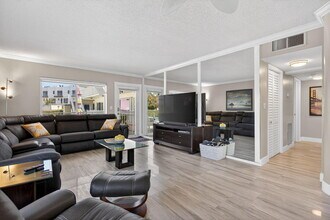 999 N Riverside Dr in Pompano Beach, FL - Foto de edificio - Building Photo