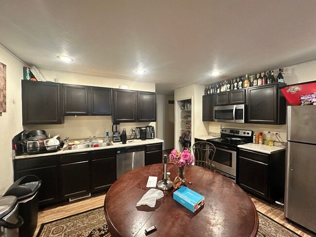 property at 1207-1207 Euclid Ave