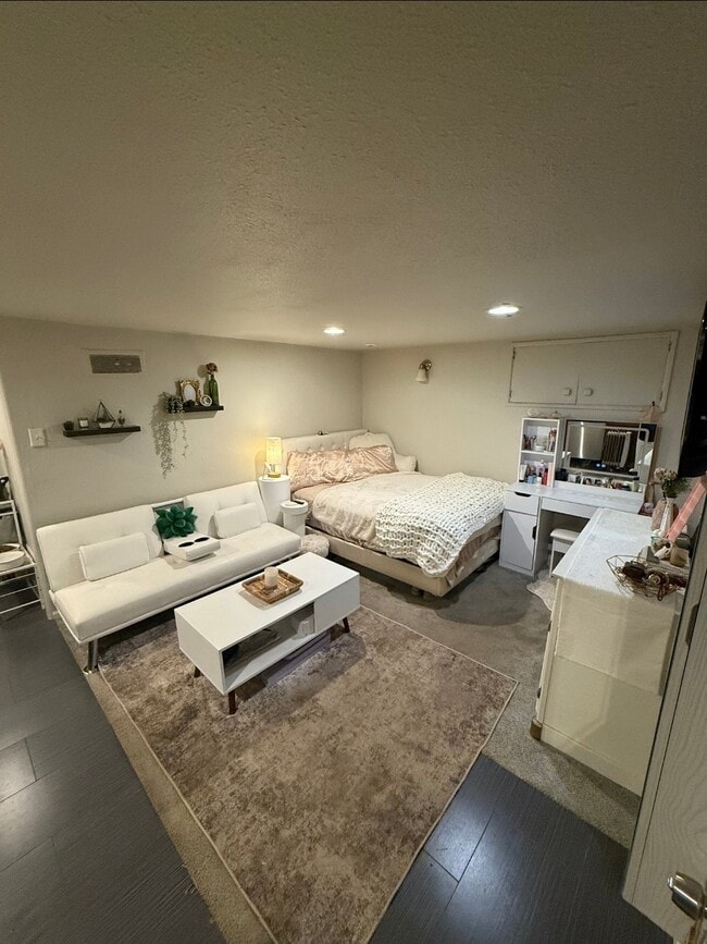 868 S Pearl St, Unit 3B in Denver, CO - Building Photo - Building Photo