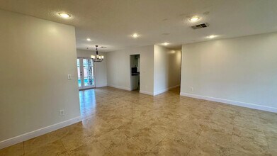 13005 SW 119th Terrace in Miami, FL - Building Photo - Building Photo