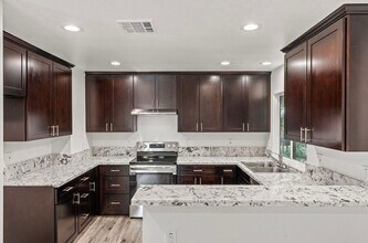 3449 Birch Tree Way in Sacramento, CA - Building Photo - Building Photo