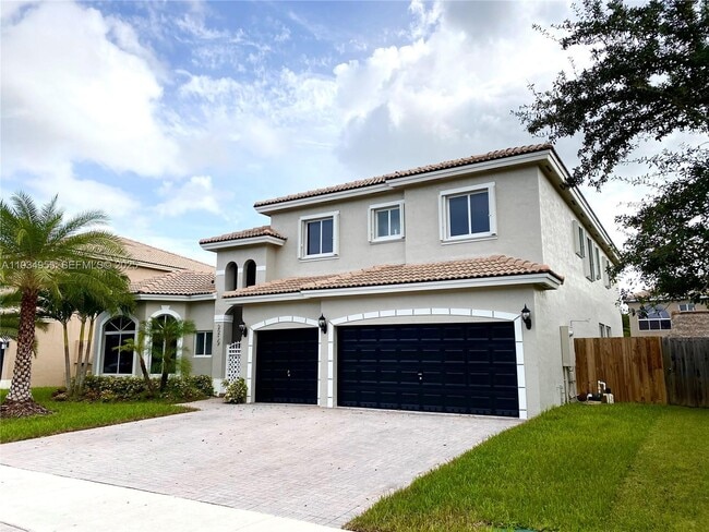 2239 SE 19th Ave in Homestead, FL - Building Photo - Building Photo