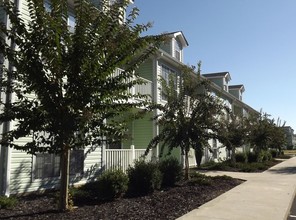 Woodland's Edge in Searcy, AR - Foto de edificio - Building Photo