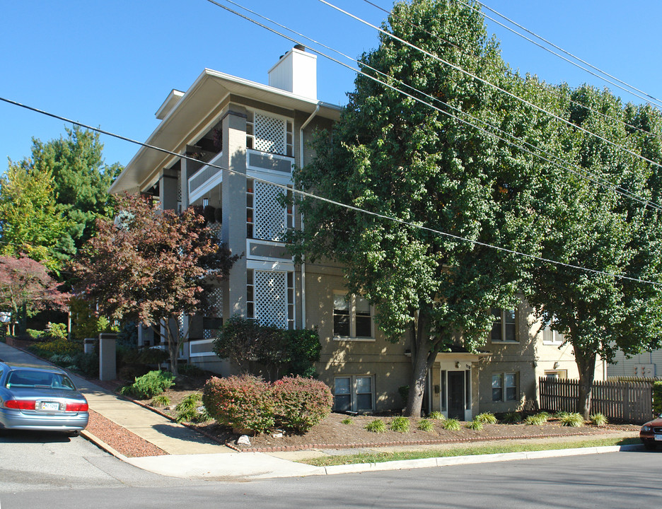 119 Highland Ave SW in Roanoke, VA - Foto de edificio