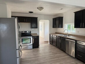 155 W 100 S in Tooele, UT - Building Photo - Building Photo
