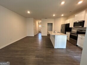 5320 Barberry Ave in Oakwood, GA - Building Photo - Building Photo