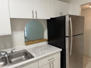 5755 W 20th Ave in Hialeah, FL - Building Photo - Building Photo