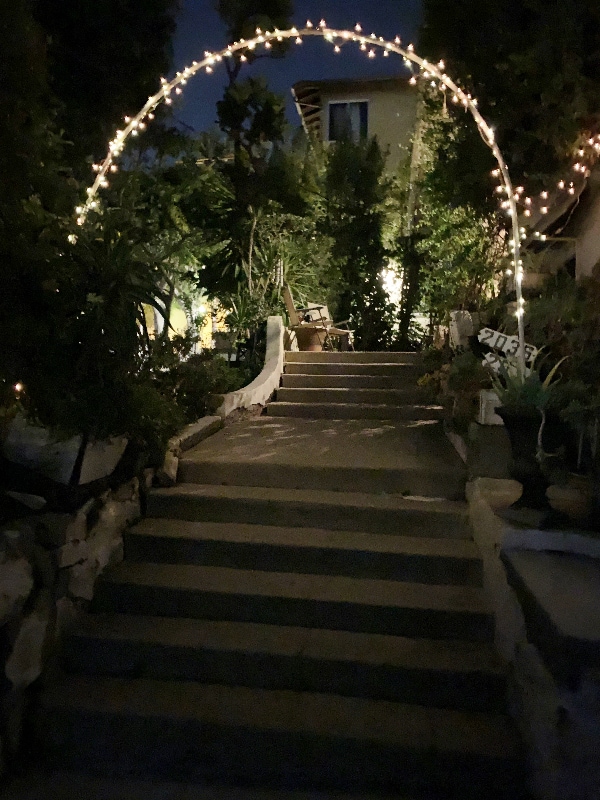 2032 Vista Del Mar Ave