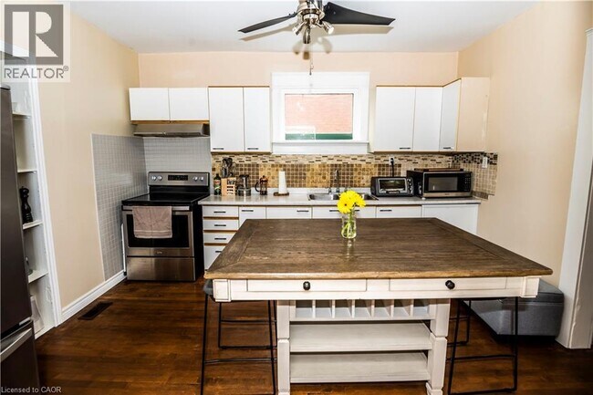 408 Wellington St N in Kitchener, ON - Building Photo - Building Photo