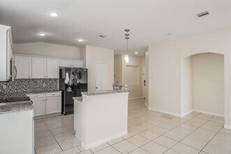 8932 Sunny Hollow Dr in Fort Worth, TX - Building Photo - Building Photo