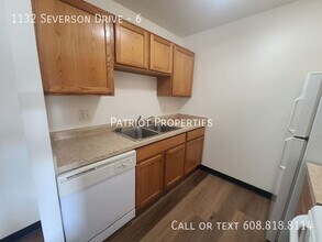 1132 Severson Dr in Sun Prairie, WI - Building Photo - Building Photo