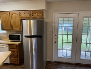 105 Reno St in Emory, TX - Building Photo - Building Photo