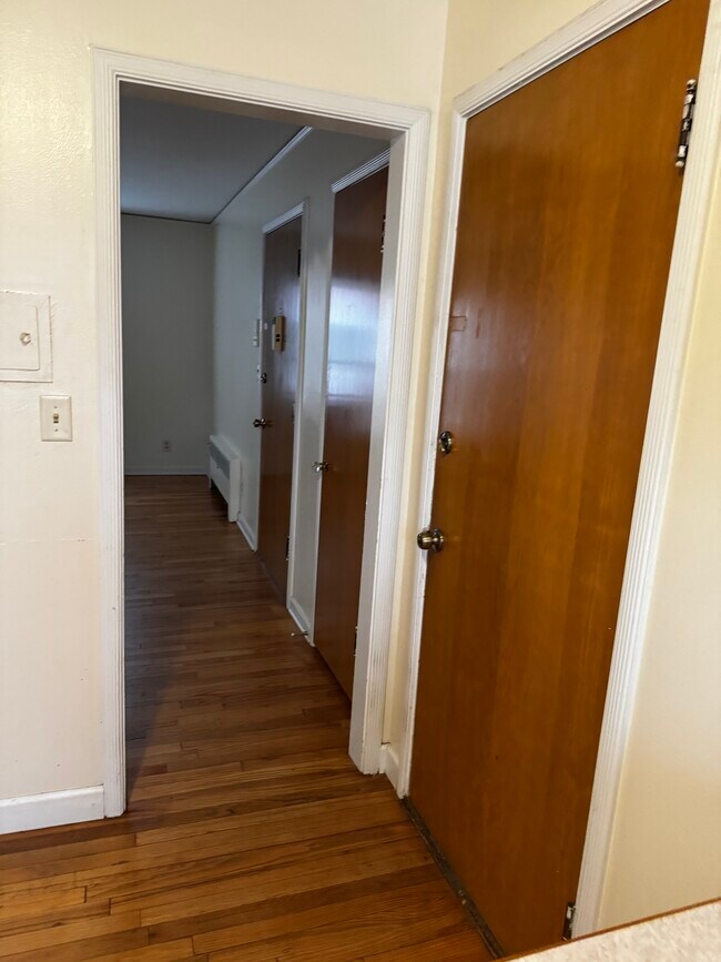 4728 Chicago St in Omaha, NE - Building Photo - Building Photo