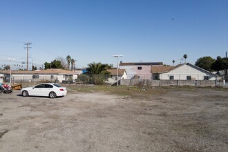 Dean's Place in Los Angeles, CA - Building Photo - Building Photo