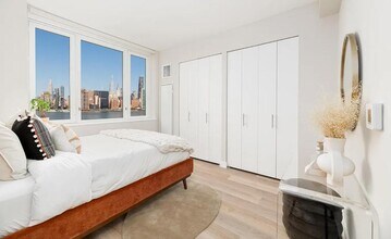 2-21-20 Malt Dr in Long Island City, NY - Building Photo - Building Photo