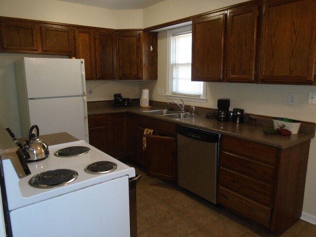 property at 1540 Hillcrest Drive