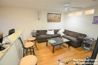 60 Egmont St in Brookline, MA - Foto de edificio - Building Photo