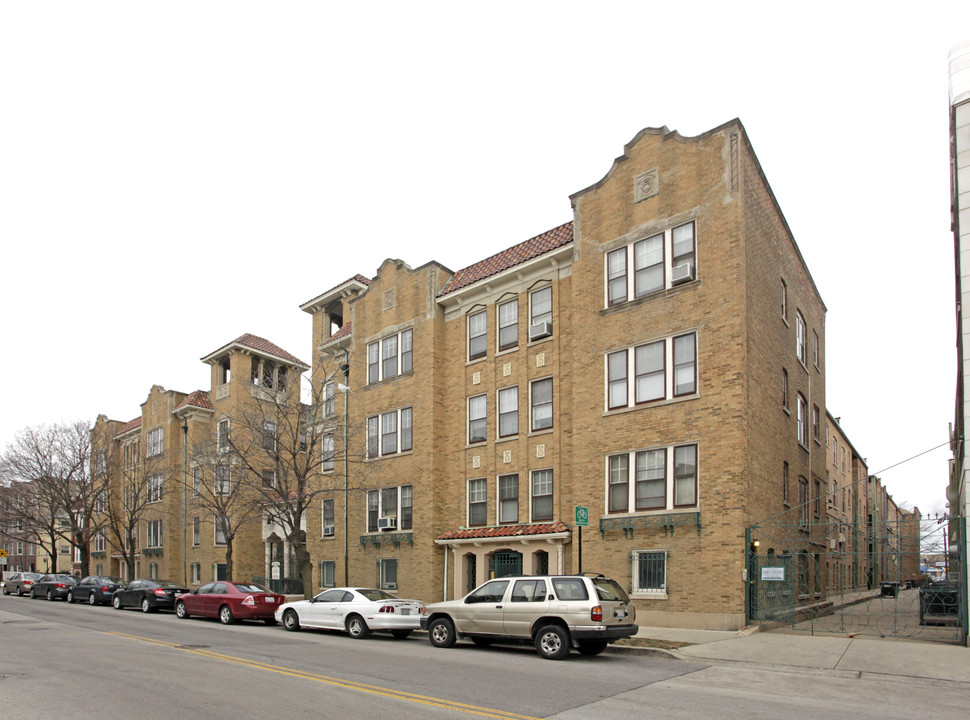 The Sovereign Apartments in Chicago, IL - Building Photo