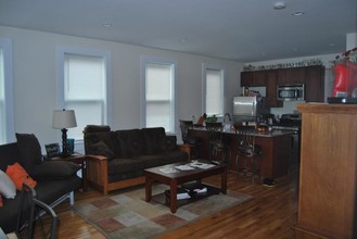 6 Larose Pl in Boston, MA - Building Photo - Building Photo