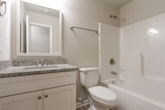 474 Kirkland Dr in Locust Grove, GA - Building Photo - Building Photo