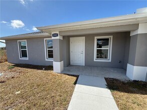 5903 Ida Ave N in Lehigh Acres, FL - Building Photo - Building Photo