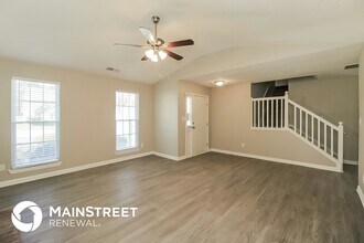 7762 Briar Forest Ln in Riverdale, GA - Foto de edificio - Building Photo