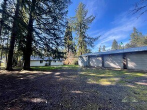 44887 McKenzie Hwy in Walterville, OR - Building Photo - Building Photo