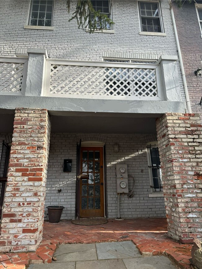 property at 1109 Maryland Ave NE