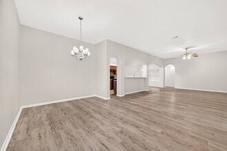 13006 Rose Landing Dr in Houston, TX - Building Photo - Building Photo
