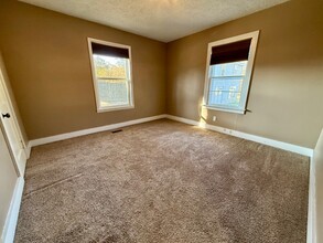 602 W McKinney Ave in Albertville, AL - Building Photo - Building Photo