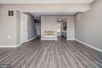 825 Showell Ct photo'