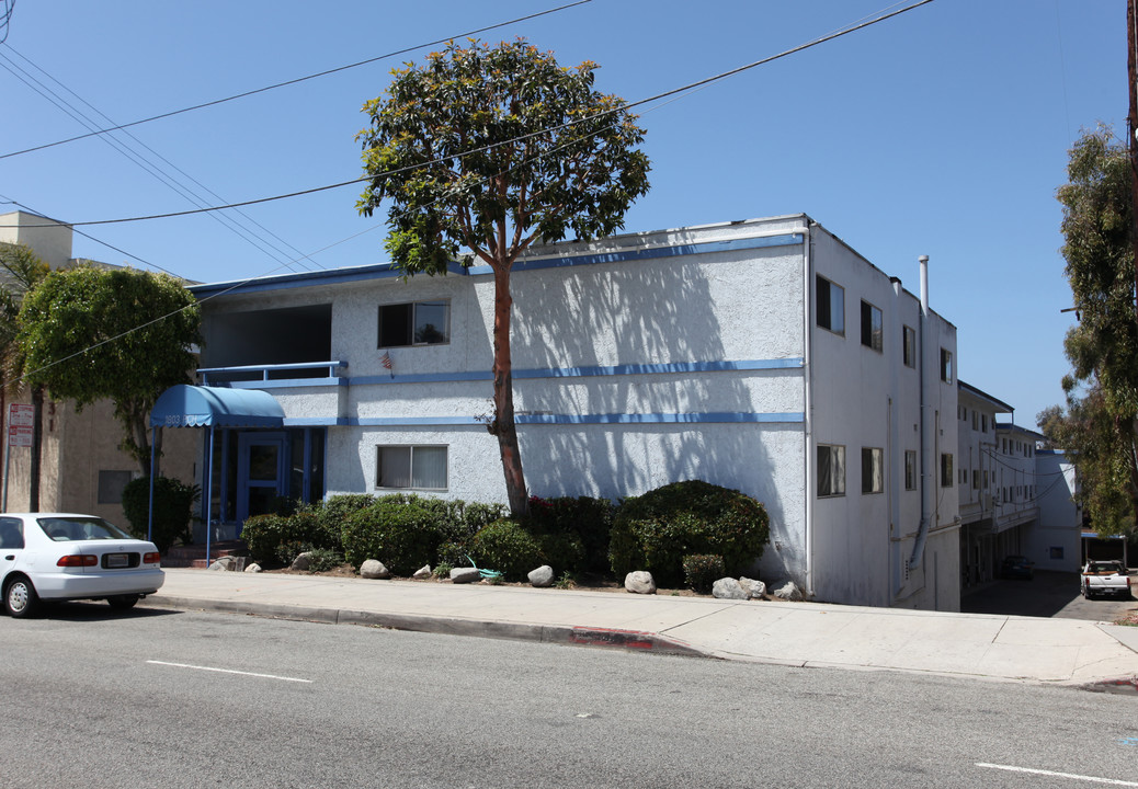 1803 Pacific Coast Hwy in Hermosa Beach, CA - Building Photo