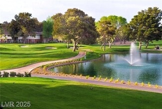 3045 Pinehurst Dr in Las Vegas, NV - Building Photo - Building Photo