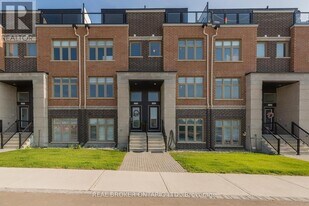 1434 Hemlock Rd in Ottawa, ON - Building Photo