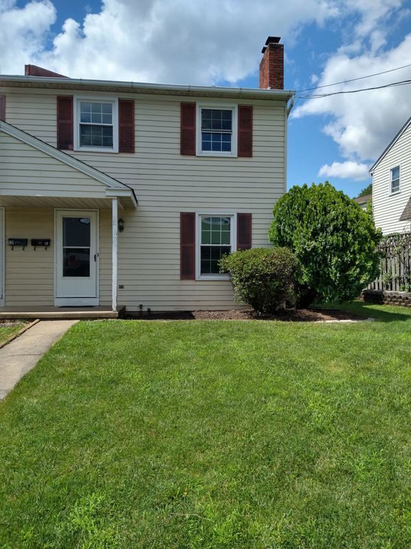 property at 10 S 9th St