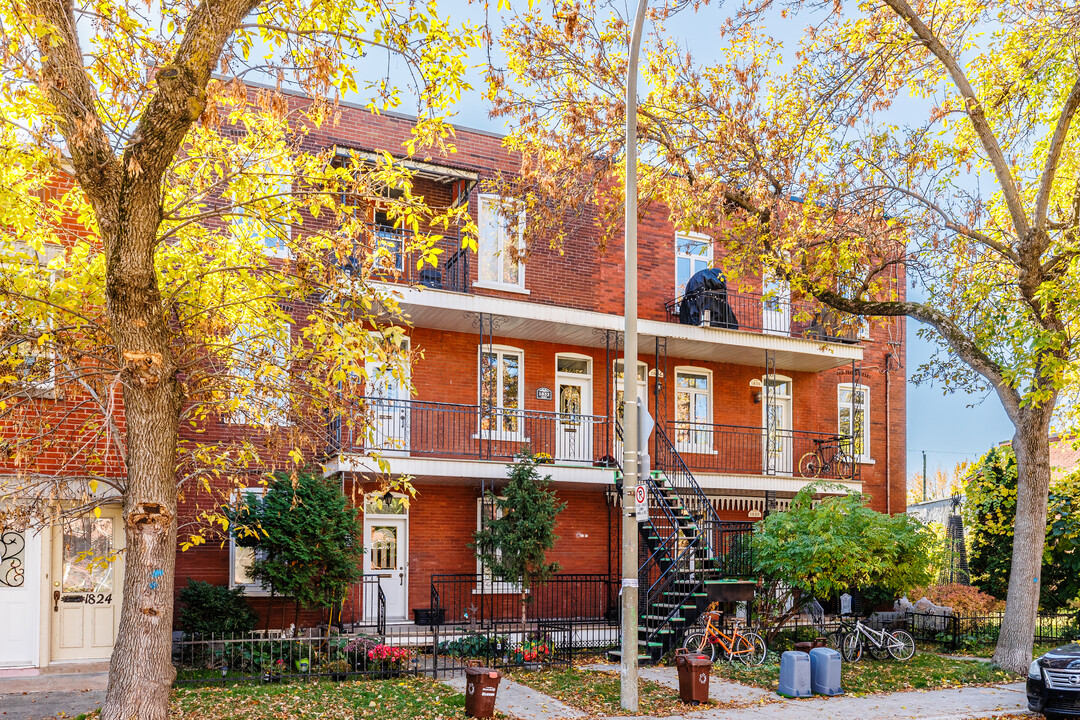 1834 Galt Rue in Montréal, QC - Building Photo