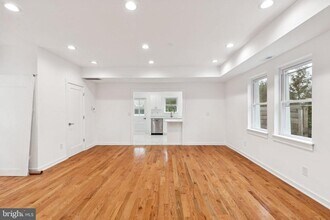 65 Limekiln Pike in Glenside, PA - Building Photo - Building Photo