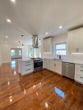 126 Winsor Ave in Watertown, MA - Foto de edificio - Building Photo