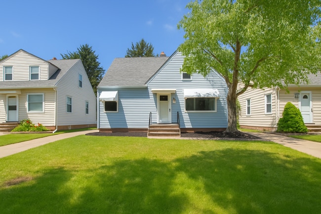 property at 4165 Harwood Rd